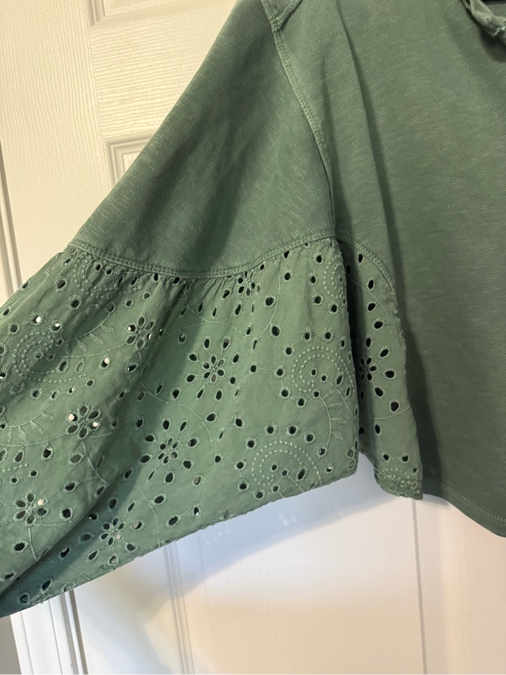 Anthropologie Pilcro Eyelet Batwing Top-S - Picture 4 of 8